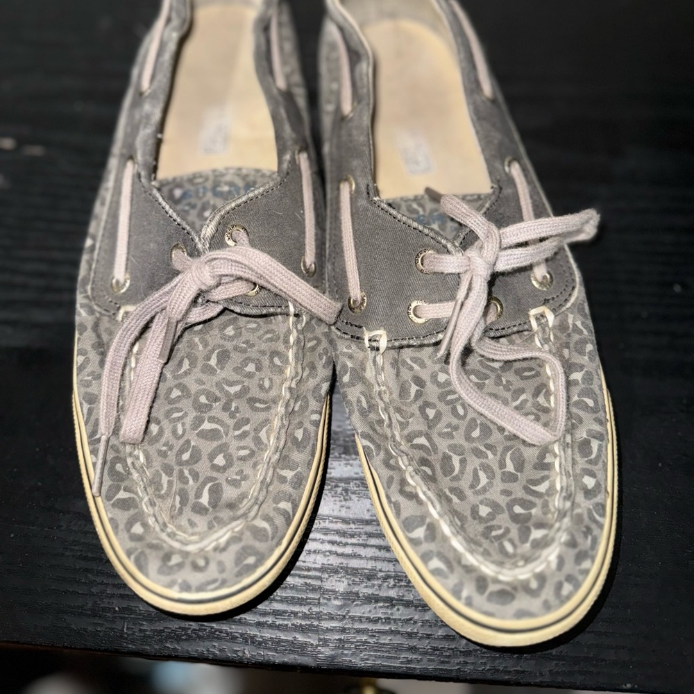Sperry Grey Leopard Topsiders Size 9